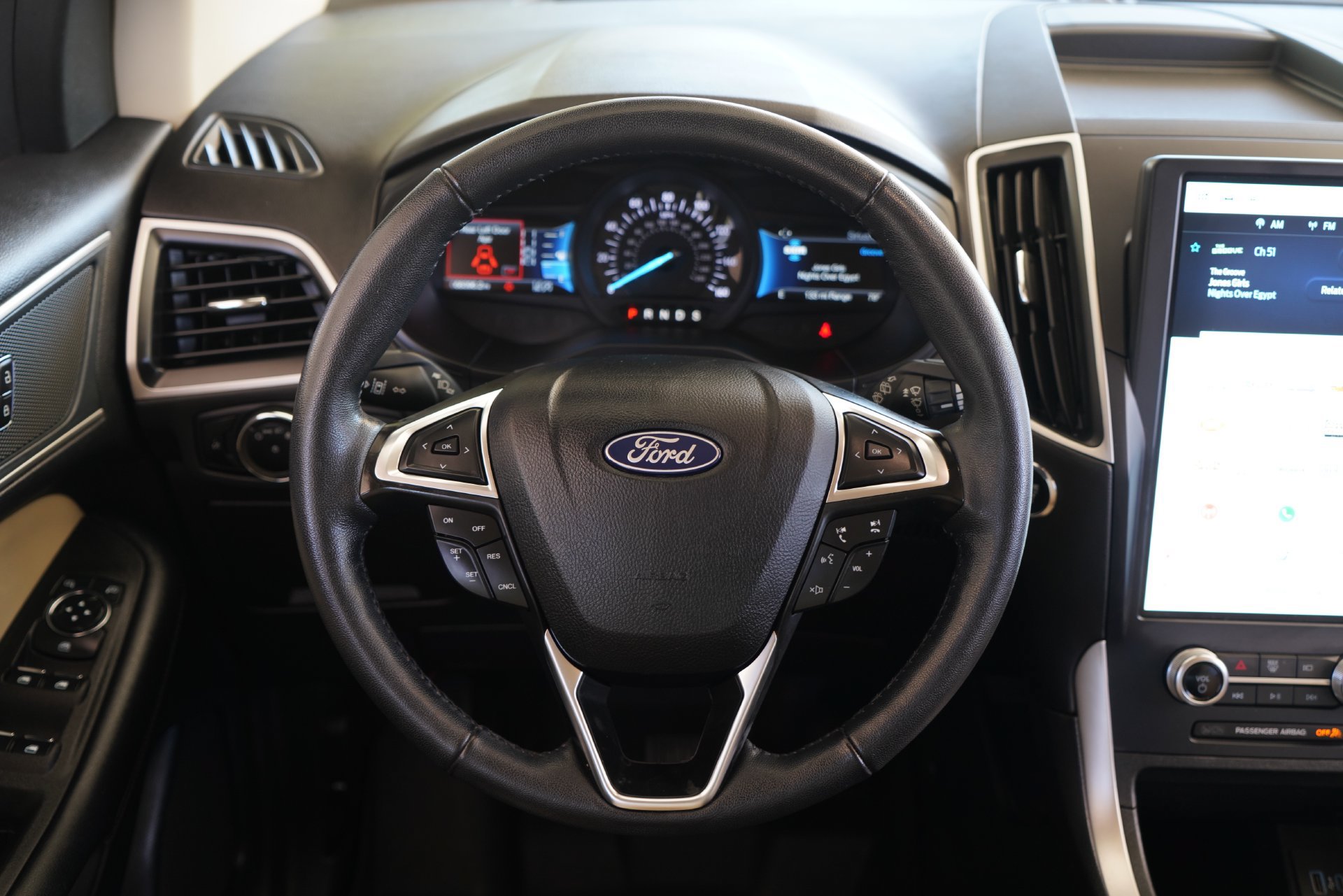 Used 2024 Ford Edge SEL AWD/4WD image 26