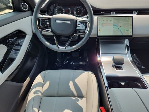 New 2026 Land Rover Range Rover Evoque S image 4