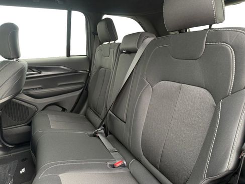 New 2025 Jeep Grand Cherokee Laredo X w/ Luxury Tech Group I image 14