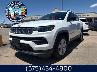 Used 2022 Jeep Compass Latitude w/ Convenience Group image 1