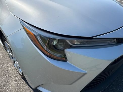 Used 2026 Toyota Corolla LE FWD image 12