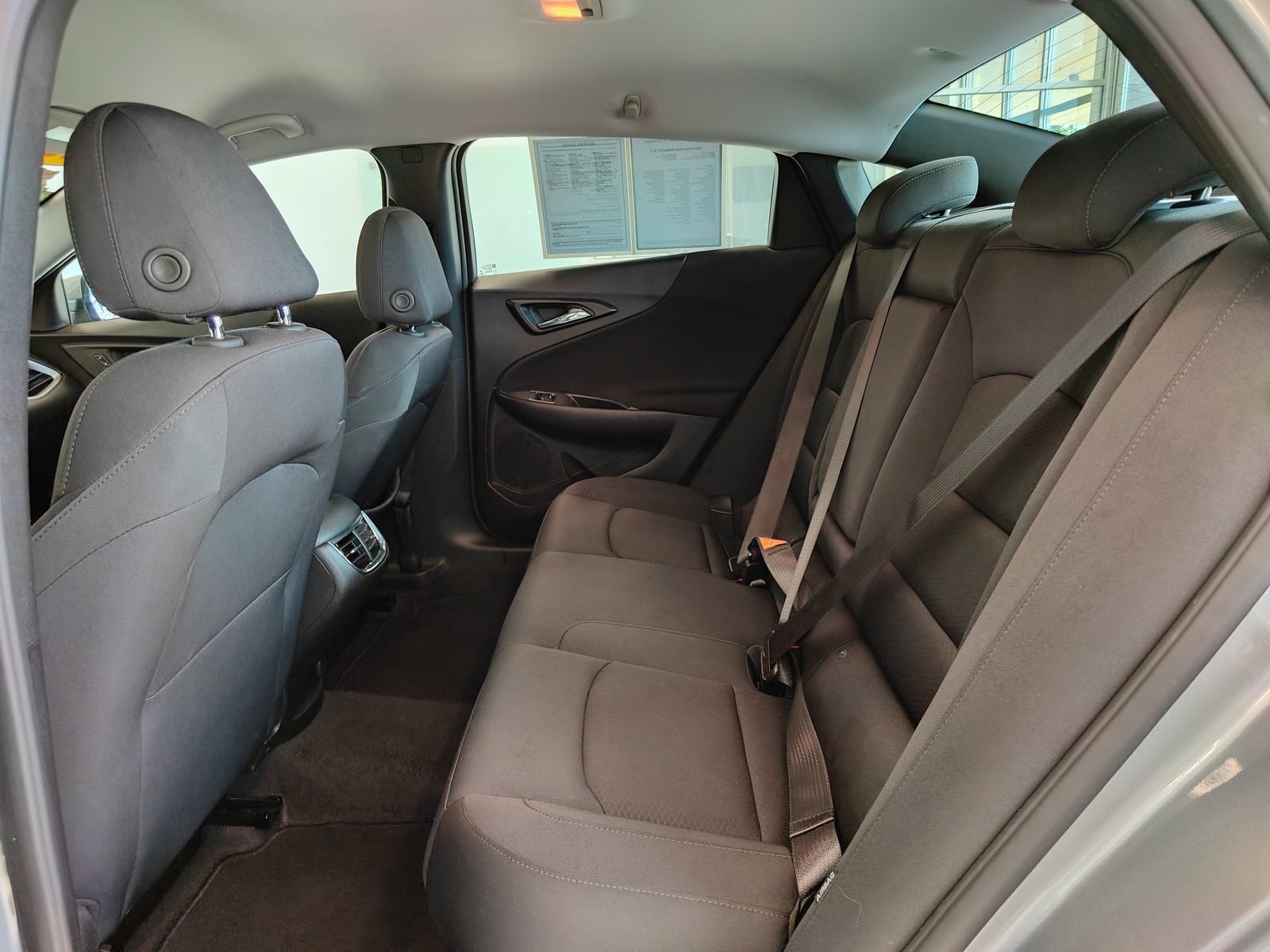Used 2025 Chevrolet Malibu LT FWD image 10