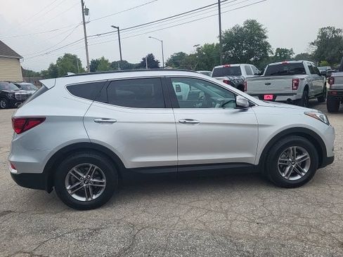 Used 2018 Hyundai Santa Fe Sport w/ 2.4L Tech Package 04 AWD/4WD image 20