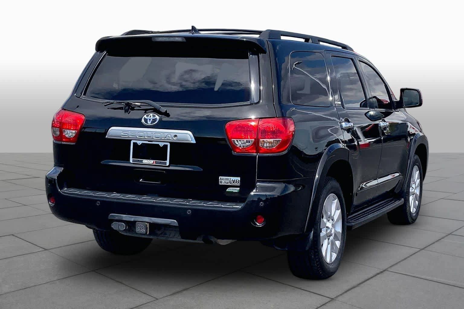 Used 2014 Toyota Sequoia Platinum AWD/4WD image 13