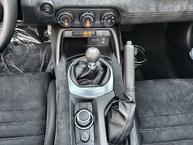 New 2026 MAZDA MX-5 Miata Club w/ Brembo/BBS/Recaro Package RWD image 20