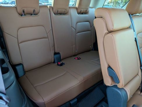 New 2025 Nissan Pathfinder Platinum w/ Cargo Package image 31