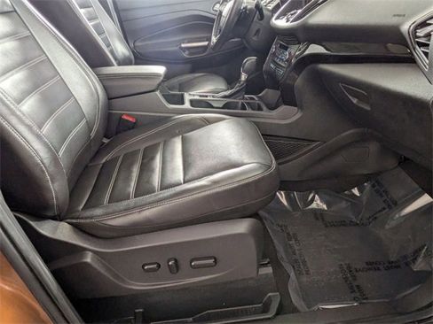 Used 2017 Ford Escape Titanium w/ Canadian Touring Package image 31