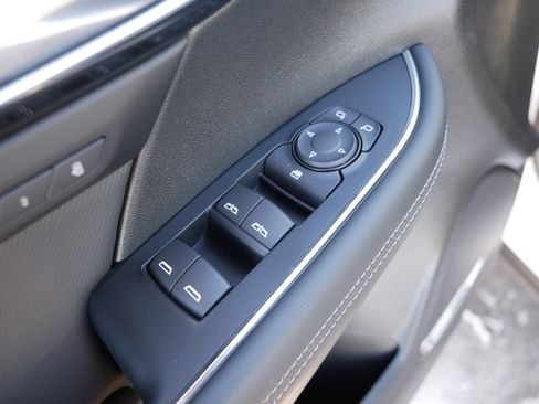 Used 2025 Buick Envision Preferred image 19