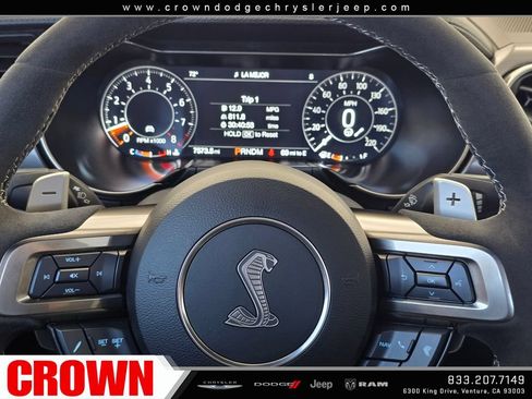 Used 2022 Ford Mustang Shelby GT500 w/ Technology Package RWD image 43