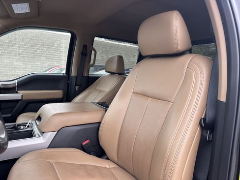 Used 2022 Ford F350 Lariat w/ Lariat Ultimate Package AWD/4WD image 4