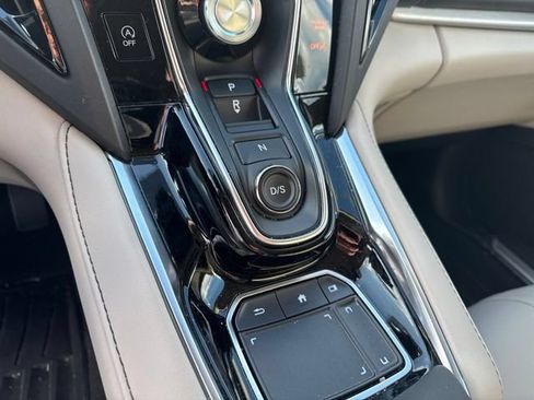 Used 2025 Acura RDX SH-AWD w/ Technology Package image 8