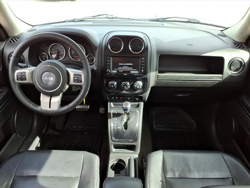 Used 2014 Jeep Patriot Limited w/ Sun/Sound Group image 8