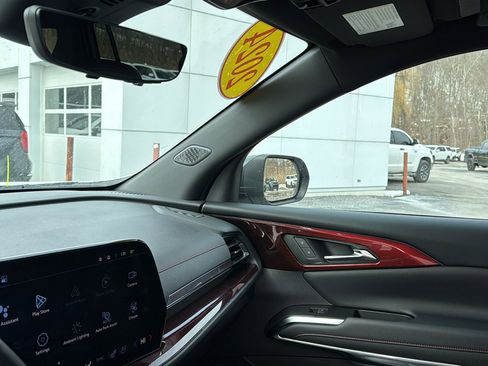 Used 2024 Chevrolet Traverse RS w/ LPO, Floor Liner Package image 23