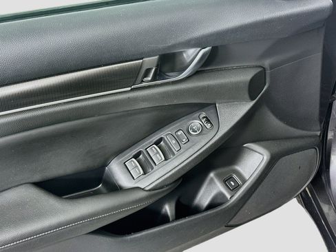 Used 2019 Honda Accord Sport image 15