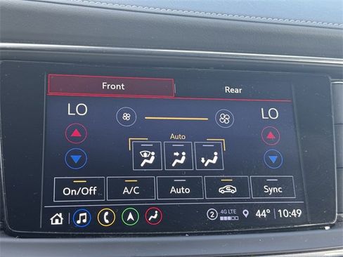 Used 2024 Buick Enclave Premium image 34