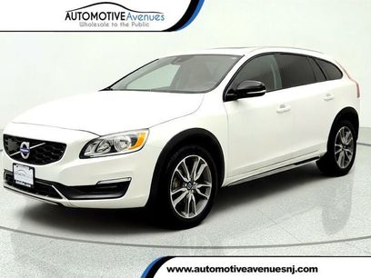 Used 2015 Volvo V60 T5 Cross Country w/ Convenience Package