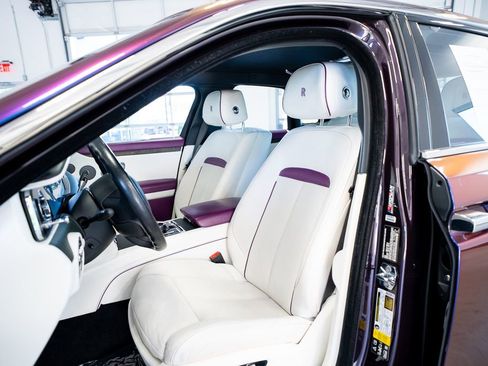 Used 2022 Rolls-Royce Ghost w/ Ghost Package AWD/4WD image 25