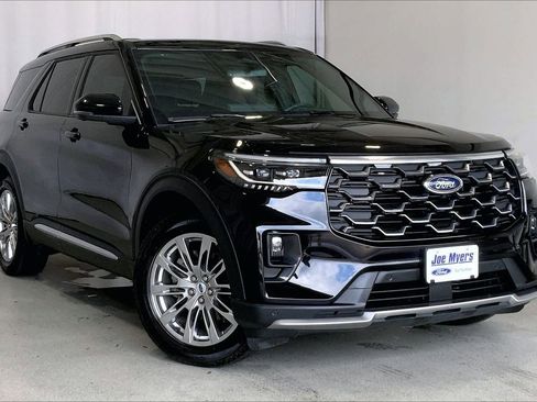 Used 2025 Ford Explorer Platinum RWD image 34