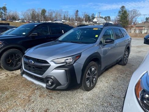 Used 2024 Subaru Outback Limited XT image 11