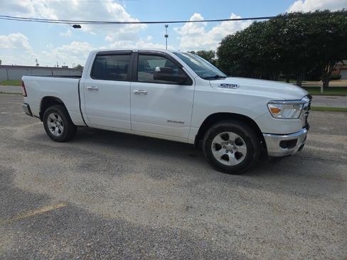 Used 2019 RAM 1500 Big Horn RWD image 13