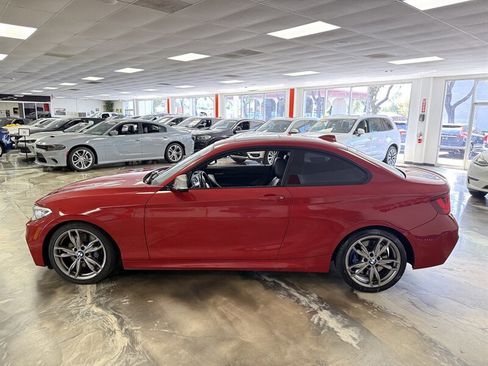 Used 2016 BMW M235i Coupe w/ Technology Package image 3