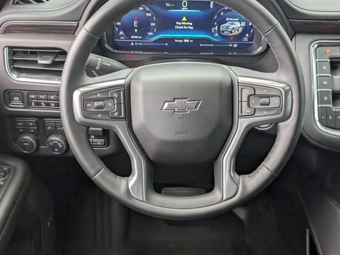 Used 2024 Chevrolet Tahoe Z71 w/ Luxury Package AWD/4WD image 11