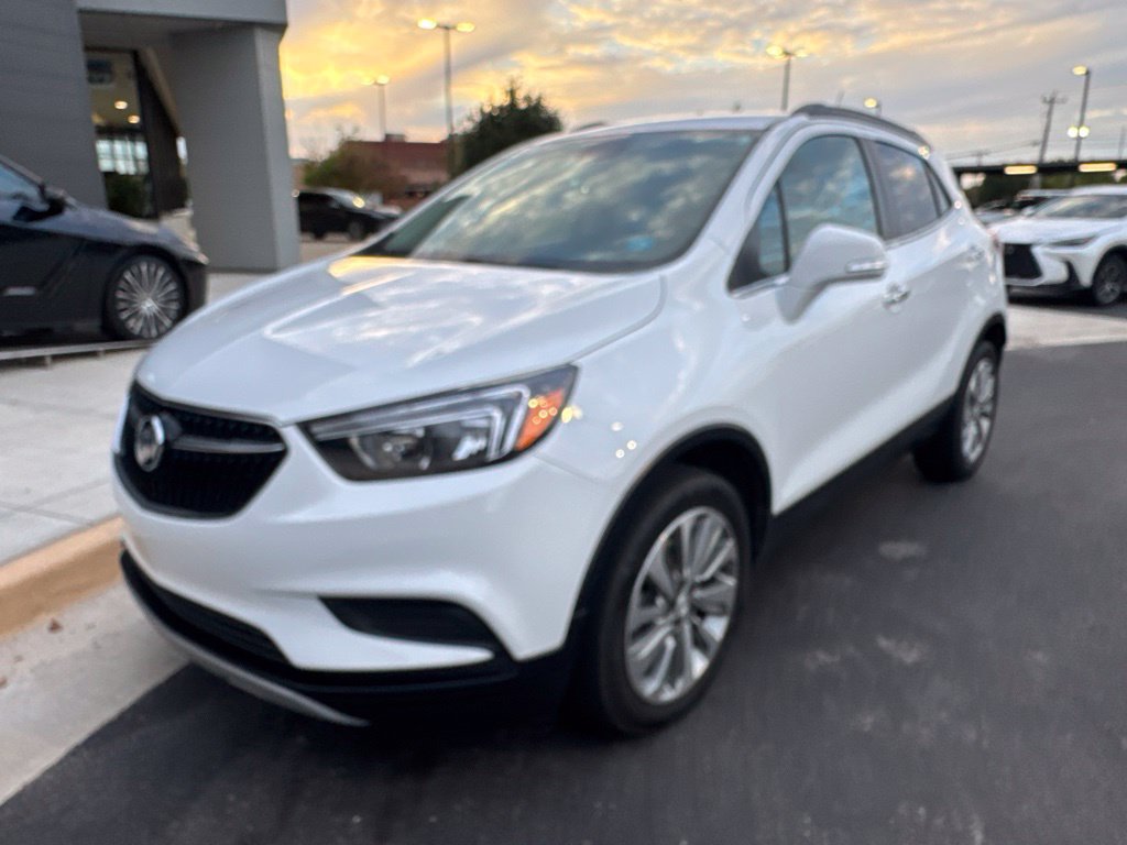 Used 2018 Buick Encore Preferred FWD image 1