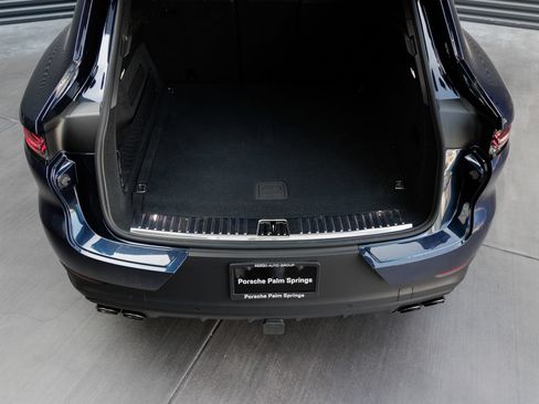 Certified 2025 Porsche Cayenne E-Hybrid Coupe AWD/4WD image 30