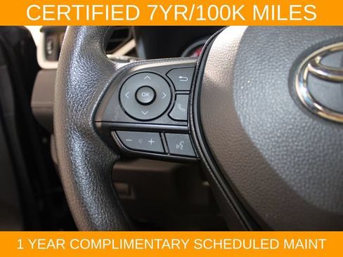 Used 2025 Toyota RAV4 XLE AWD/4WD image 22