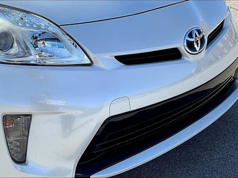 Used 2014 Toyota Prius Four image 30
