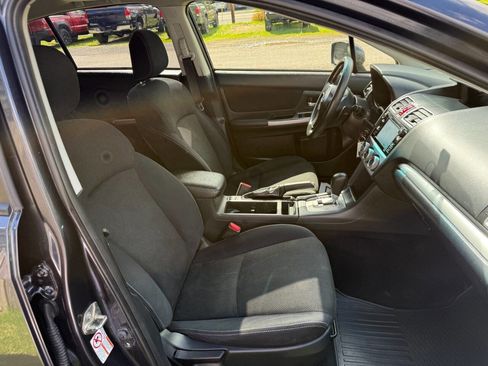 Used 2015 Subaru Crosstrek 2.0i Premium w/ Moonroof Package AWD/4WD image 18