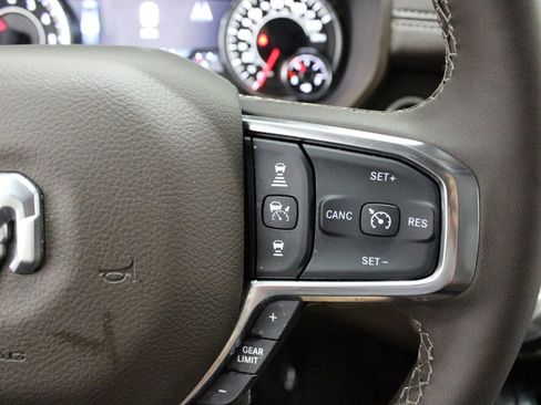 Used 2025 RAM 1500 Laramie image 29