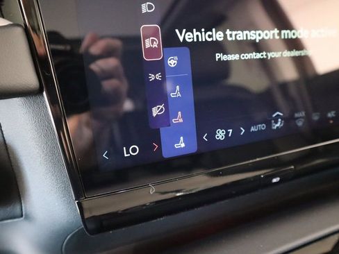 New 2025 Lincoln Navigator Reserve image 7