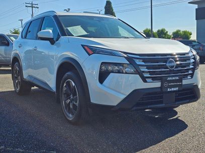 Used 2025 Nissan Rogue SV w/ SV Premium Package