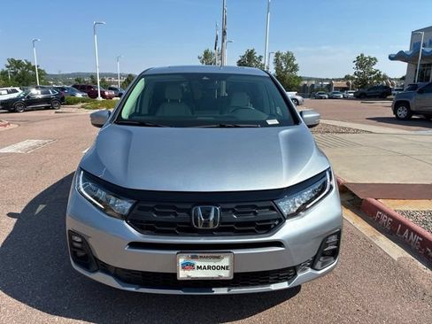 Certified 2026 Honda Odyssey EX-L image 2