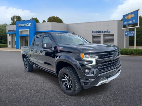 Used 2022 Chevrolet Silverado 1500 RST AWD/4WD image 2