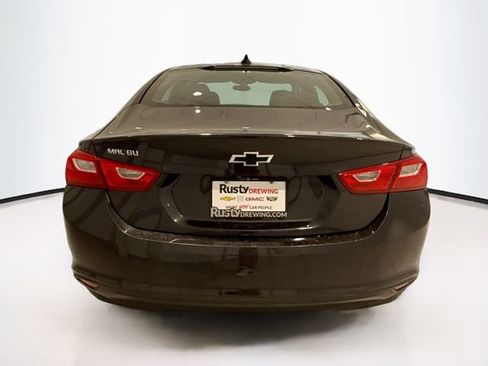 Used 2022 Chevrolet Malibu LS FWD image 7
