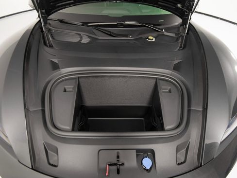 New 2026 Porsche Taycan 4S image 38