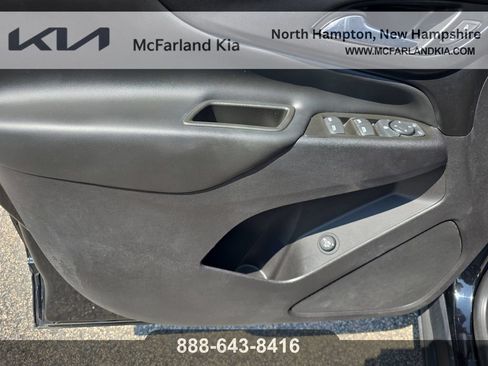 Used 2021 Chevrolet Equinox LT AWD/4WD image 11