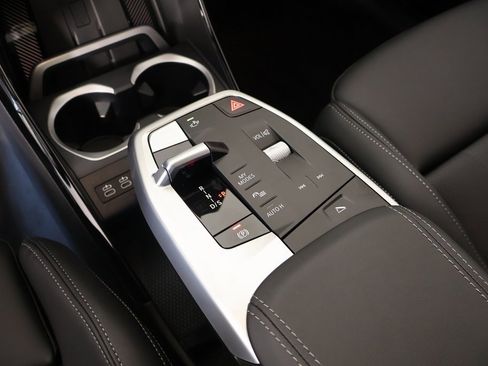 New 2026 BMW X1 xDrive28i w/ Technology Package image 10