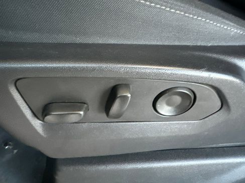 Used 2022 Chevrolet Silverado 1500 RST image 15