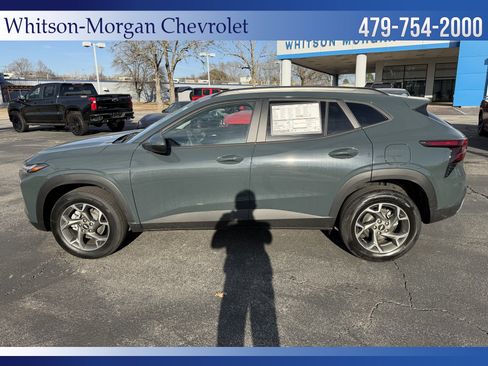 New 2026 Chevrolet Trax LT w/ Driver Confidence Package image 8