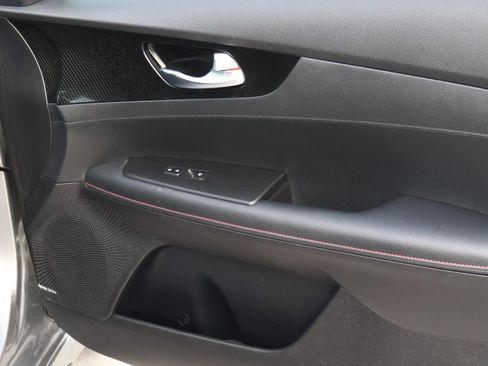 Used 2023 Kia Forte GT w/ GT2 Package image 17