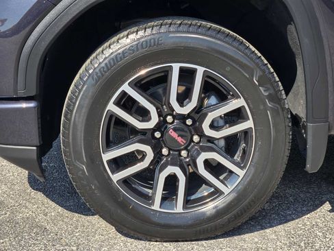 Used 2024 GMC Sierra 1500 Elevation RWD image 13