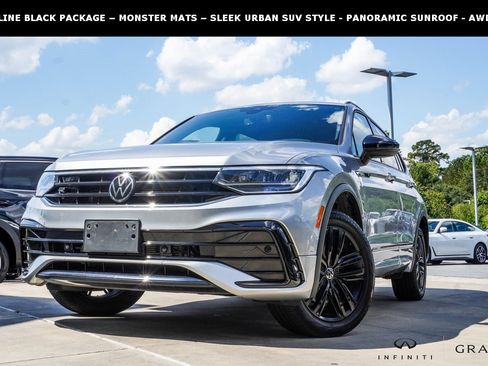 Used 2022 Volkswagen Tiguan SE R-Line image 1