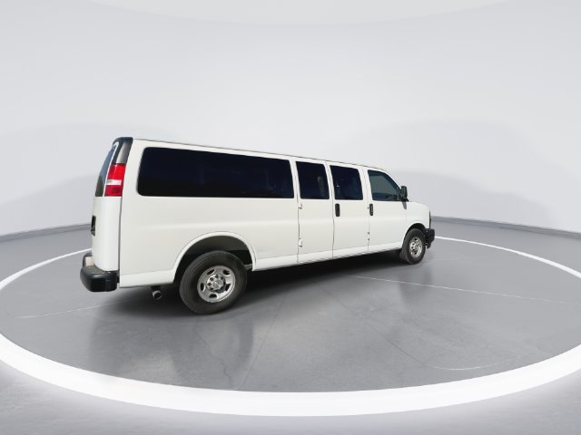 Certified 2025 Chevrolet Express 3500 LS RWD image 2