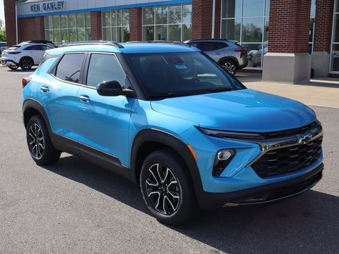 New 2026 Chevrolet TrailBlazer ACTIV w/ Convenience Package AWD/4WD image 2