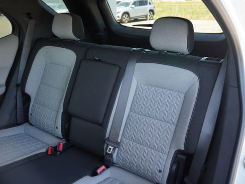 Used 2022 Chevrolet Equinox LS w/ LS Convenience Package FWD image 25