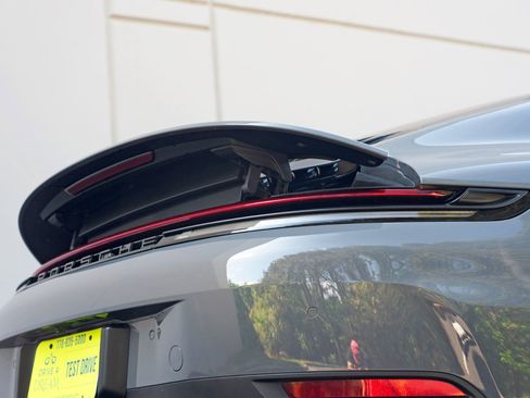 Used 2025 Porsche 911 Carrera w/ Premium Package RWD image 54