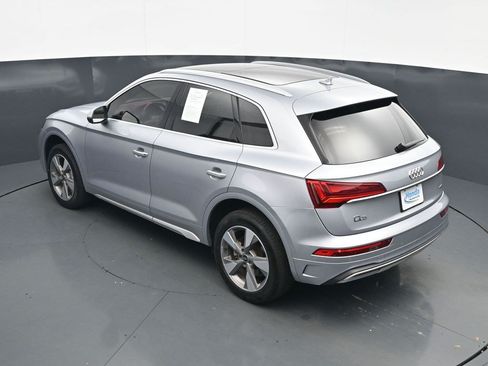 Used 2023 Audi Q5 2.0T Premium Plus w/ Premium Plus Package AWD/4WD image 17